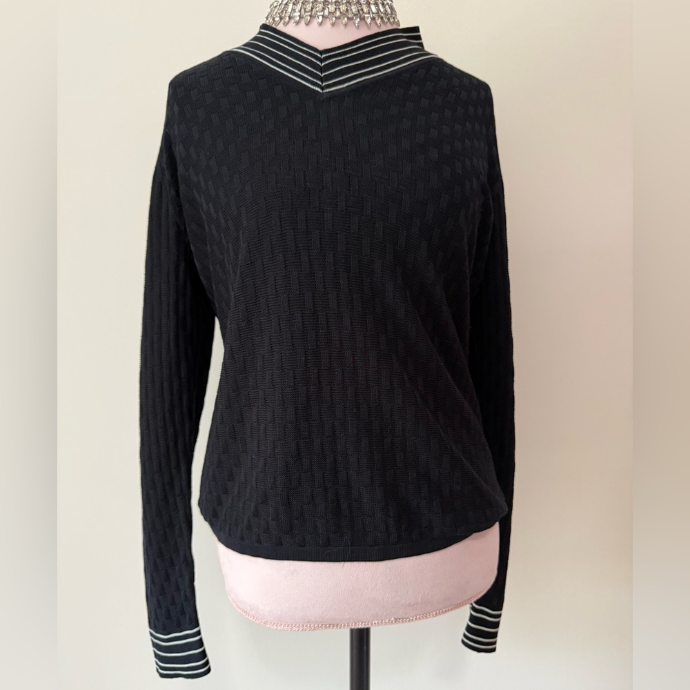 Belford for Saks 5th Avenue 100% silk black sweater in size large